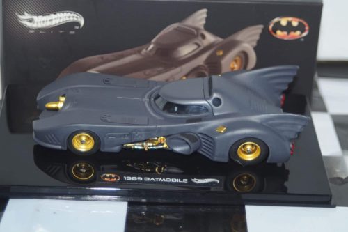 Hotwheels 1969 Batmobile 1:43 X5494