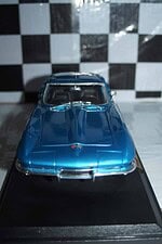 Maisto 2014 corvette stingray metallic red 1:18 scale ref 46629