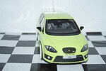 Otto seat leon mk2 cupra r 2010 green 1:18 resin ot404
