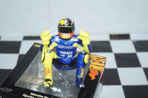 Minichamps v.rossi motogp 2005 figurine 1:12th 312 050146