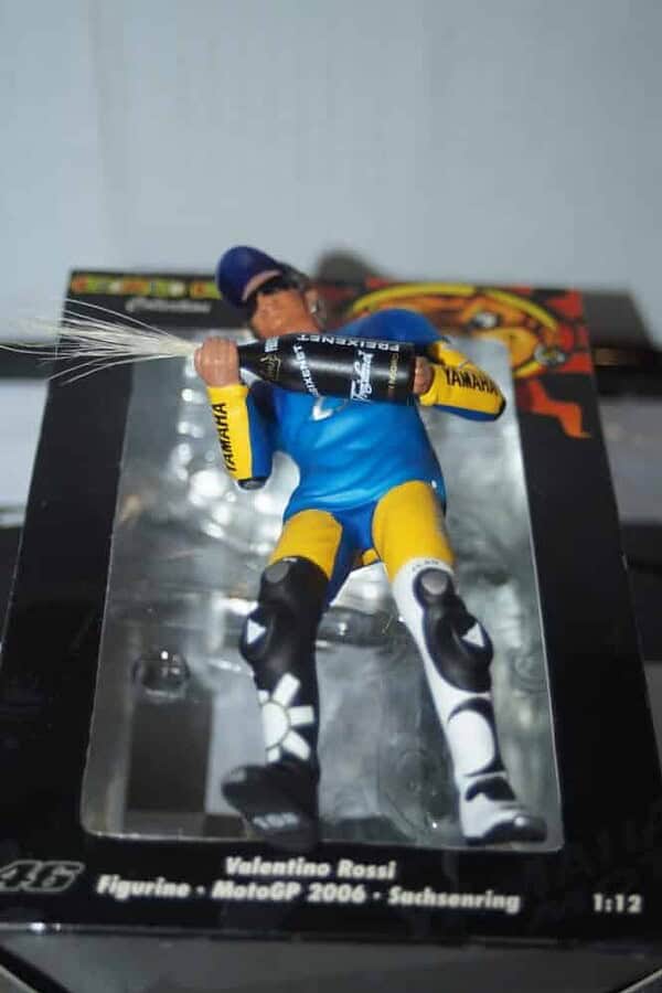 Minichamps v.rossi motogp 2006 figurine 1:12th 312 060196