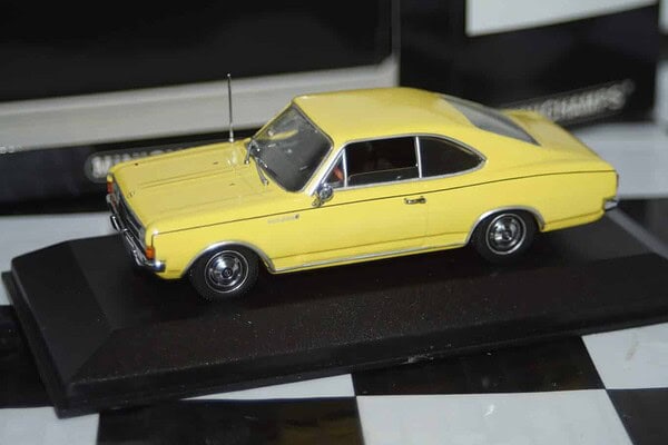 Minichamps opel rekord c coupe yellow 1966 430 046125