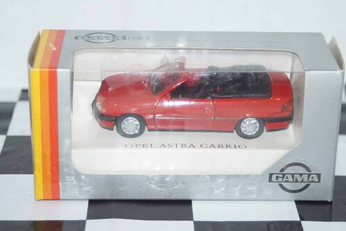 Gama opel vauxhall astra cabrio in blue 51026 in 1:43