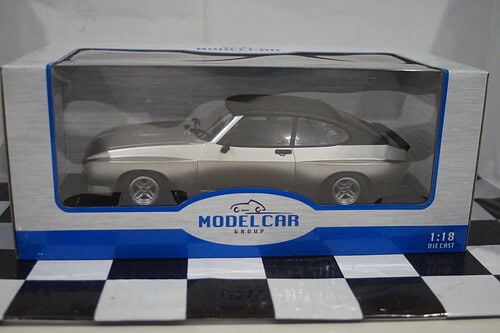Model car group ford capri mk2 x pack silver/black mcg18349
