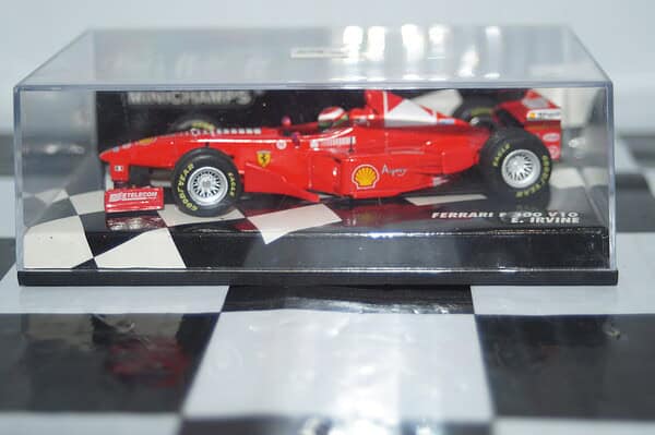 Minichamps ferrari f300 v10 1998 e.irvine 430 980004 1:43