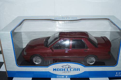 Model car group ford sierra cosworth 4 x 4 maroon mcg18354