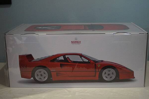 Norev ferrari f40 1987 1:12 scale ref 127902 (updated version)